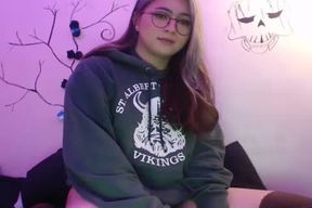 yam-sized T-beauty With Glasses