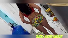 eu o vagabundo e minha namorada cibele pacheco a gente somos viciado em sexo a gente transou gostoso ela adora dar o cuzinho e adora tomar porra na boca