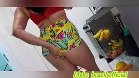 eu o vagabundo e minha namorada cibele pacheco a gente somos viciado em sexo a gente transou gostoso ela adora dar o cuzinho e adora tomar porra na boca