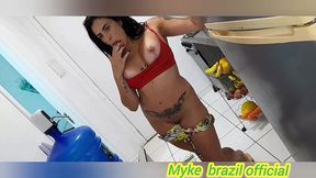 eu o vagabundo e minha namorada cibele pacheco a gente somos viciado em sexo a gente transou gostoso ela adora dar o cuzinho e adora tomar porra na boca