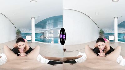 Vixi Rafi Teases Her Man With Naked Poolside Performance - TeenMegaWorld