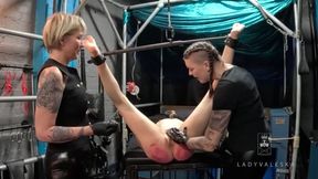 Fisting Her Big Clit