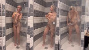 une petite douche avec moi?