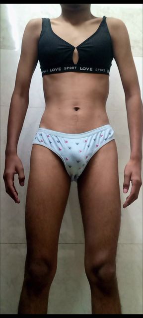 Crossdresser in Hot Bikini Pics