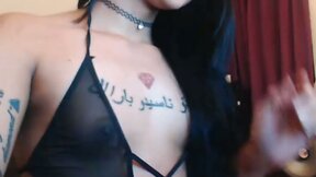 Shemale Selfsuck