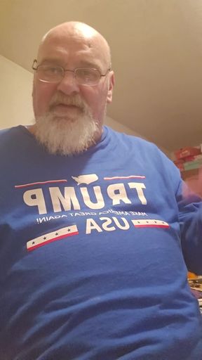 Masterbating Trump styl I would love blow his big cock