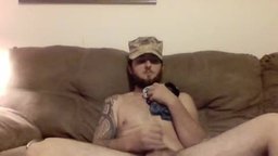 Beardy American Hottie Dirty Talk and Jerk