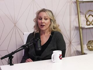 Julia Ann: Faking Cumshots, Banning Porn on Twitter, and How This babe Makes her Marriage Work
