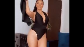 Rica ecuatoriana Paola Farias