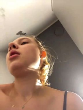 He fucked me with a big dick right in the gym