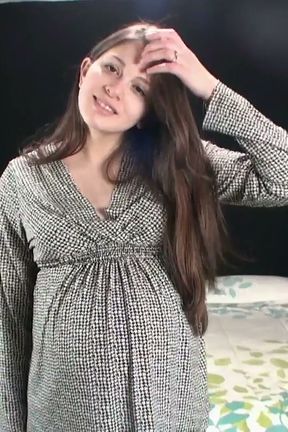 9 Months Preggo Chrystal Fucks and Milks