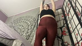 Unaware BBW Giantess stretching