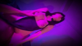 Chinese ladyfriend gets fucked at home while parents are out