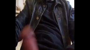 jonge dokterdries trek zich af