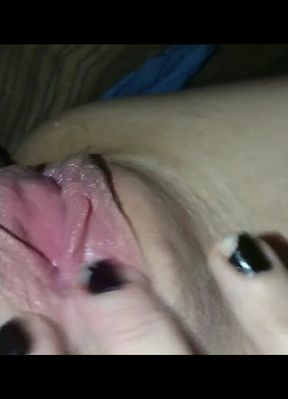 Fat Pussy Masturbating