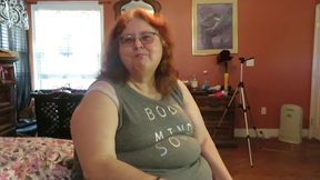 BBW nurse Vicki enjoys eatting a chocolate vanilla ice cream popsiscle