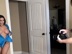 Big boobs milf masturbating