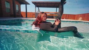 Yesenia's Wetlook Indroduction Wearing a Sexy Outfit with Boots