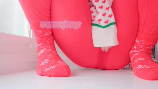 desperate horny christmas slut runs out of dinner to soak through leggings