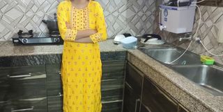 Hindi Sex Story Roleplay - Desi Bhabhi Was Washing Dishes in the Kitchen and Then Her Brother-in-law Came