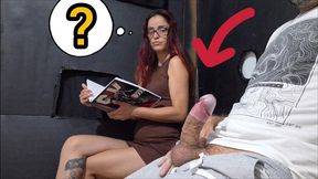 estudante da faculdade ficou de olho em minha erecao em publico