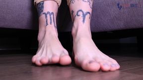 Sexy Feet College Girl Made You a Deal POV