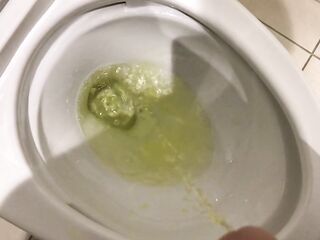 Pissing in the WC at my Posh work environment (Compilation)