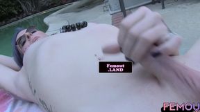 Alt femboi spreads her tight asshole