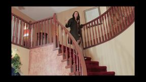 Wonderful MILF Massages Her Clit with a Dildo Inside Her Pussy and Enjoys