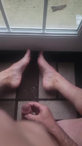 Jacking Off to My Pretty Feet Before Work