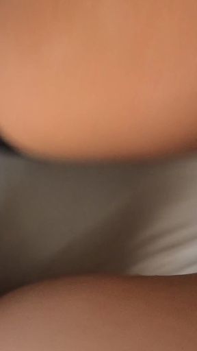 Squirting Fuck Fest with Big Ass Pornstar Daphne Klyde