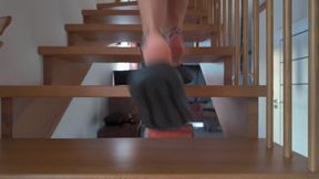 Miku Gives Her Feet And Black Flip-flops To Worship - Full