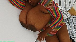 Maja meets Pam Part 250 - Pam lolling in her Bed (Clip N0 2866 - wmv version)