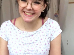 Brunette Solo Webcam Masturbation
