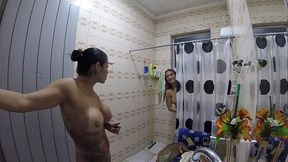 N&atilde_o aguentei e levei minha amiga para o Banheiro