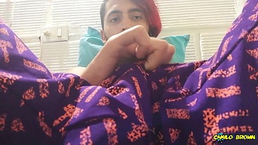 Big cock Jerking off in my sport pants and eating my cum - Camilo Brown