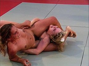 Nude Wrestling Silke vs Sonni