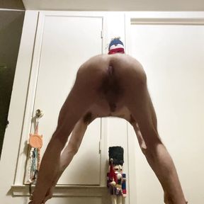 Naked Stretching and Workout with Ryan Fenrir