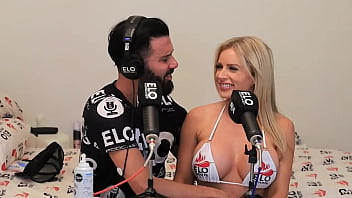 Huney Baked Melons gets fucked during live Las Vegas podcast interview