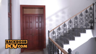 Oral seks – POV anal POV hardcore film Sasha Sparrow'un büyük penis tarafından anal seks yapması