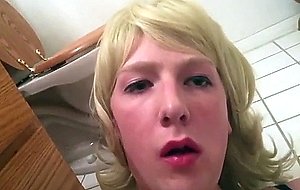 Crossdresser solo