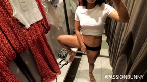 Quik Pussy Games in Shopping Mall