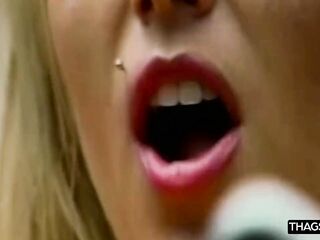Breasty Blond Sweetheart's Trickling Vagina Eaten Outdoors Untill Squirting