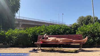 Fully naked on the park bench at broad daylight