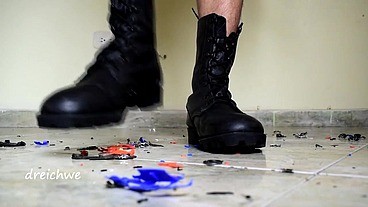 Destroying some cars with my boots
