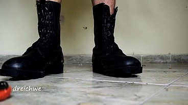 Destroying some cars with my boots