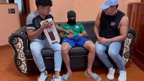 casting porno // sabroso chacalito probando masturbador hasta vaciar sus huevos