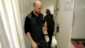 orgia ,de vacaciones con mi pareja me trae una sorpresa que me llena el culo de leche y con mi amiga termina en orgia