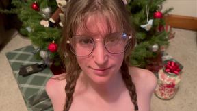 Teen girl with glasses peels off and gives best blowjob