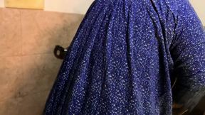 MILF Hot Aunty in Kitchen, She Was Horny When Cocking, I See Her Huge Tits &amp; Big Ass &amp; Start Handjob